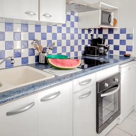 Apartamento Cyrnos